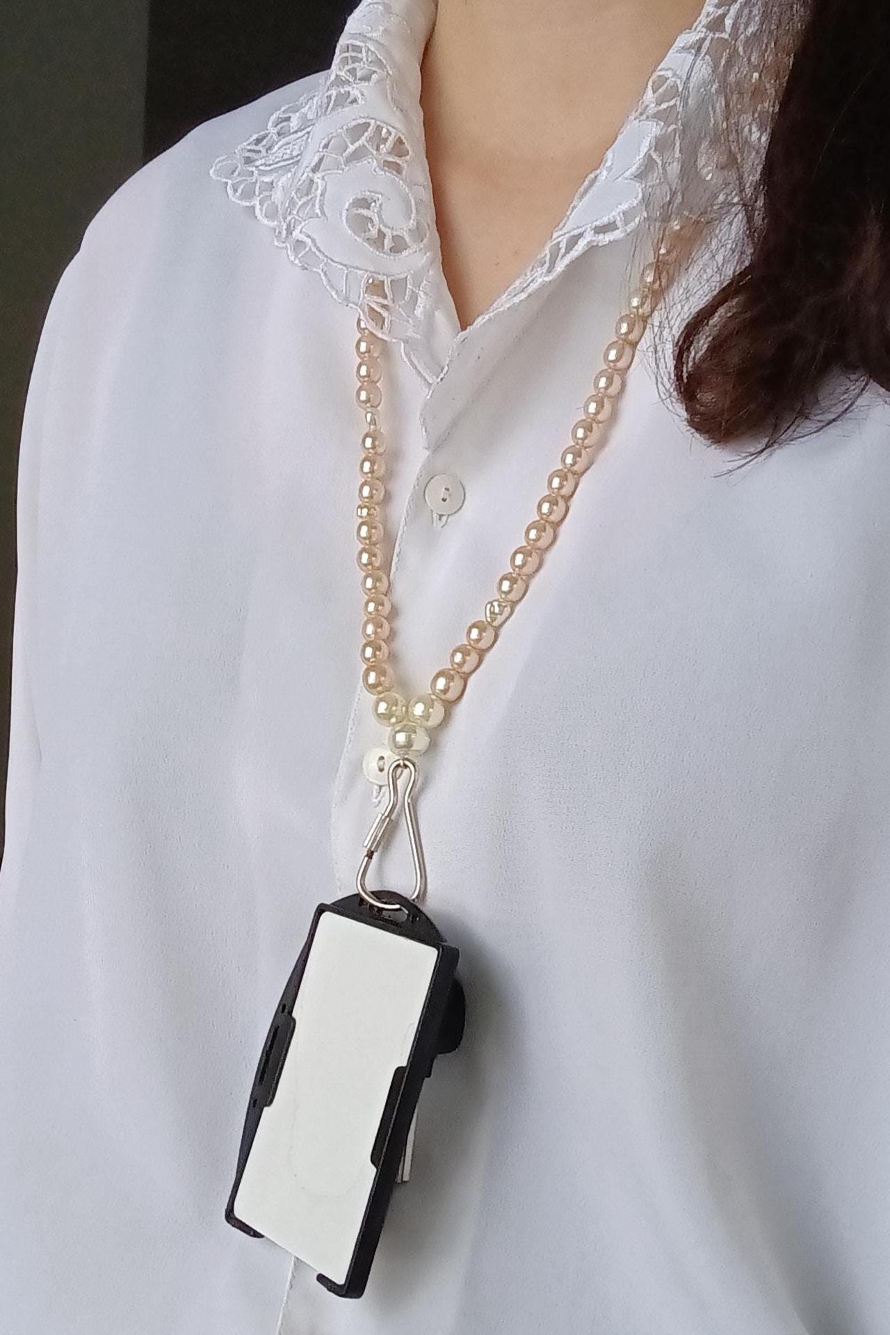 Pearly Rose Keychain