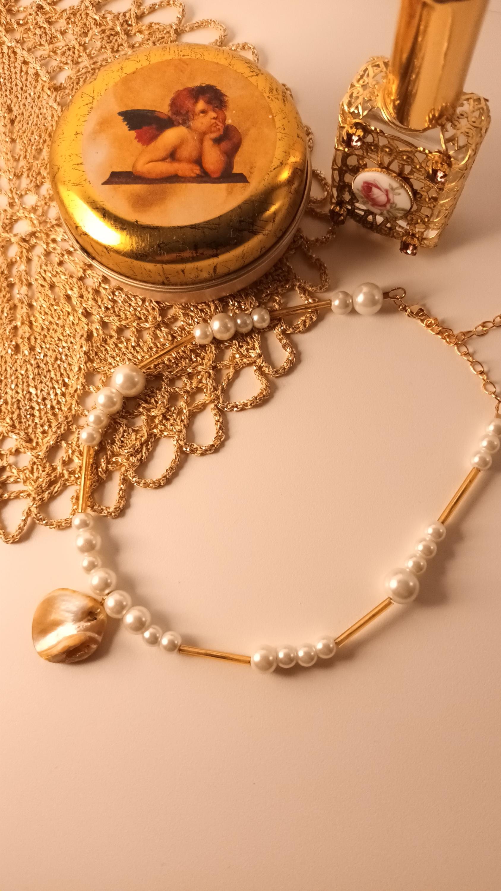 Serenity Seashell Pendant Necklace