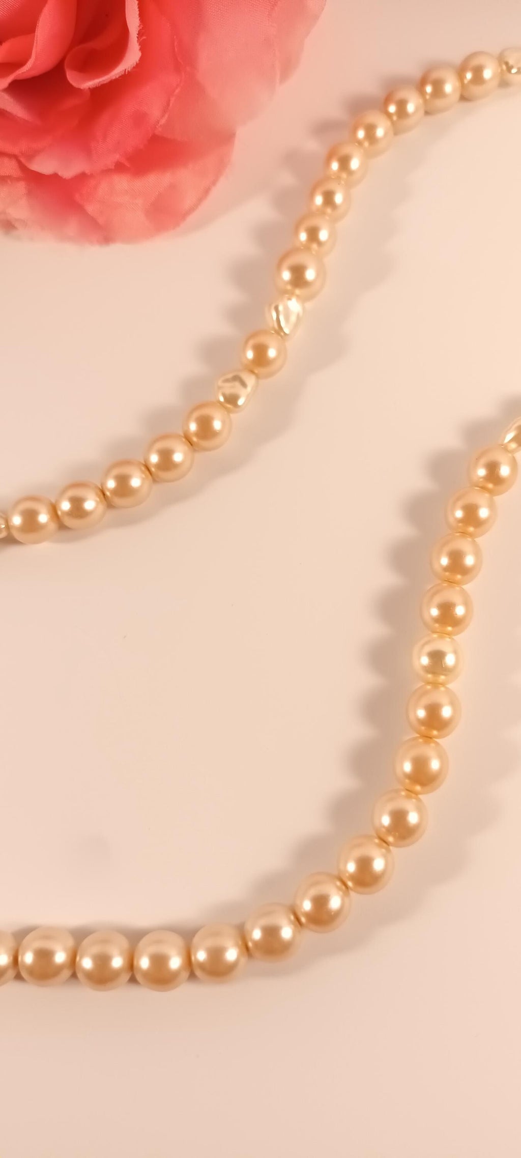 Pearly Rose Keychain