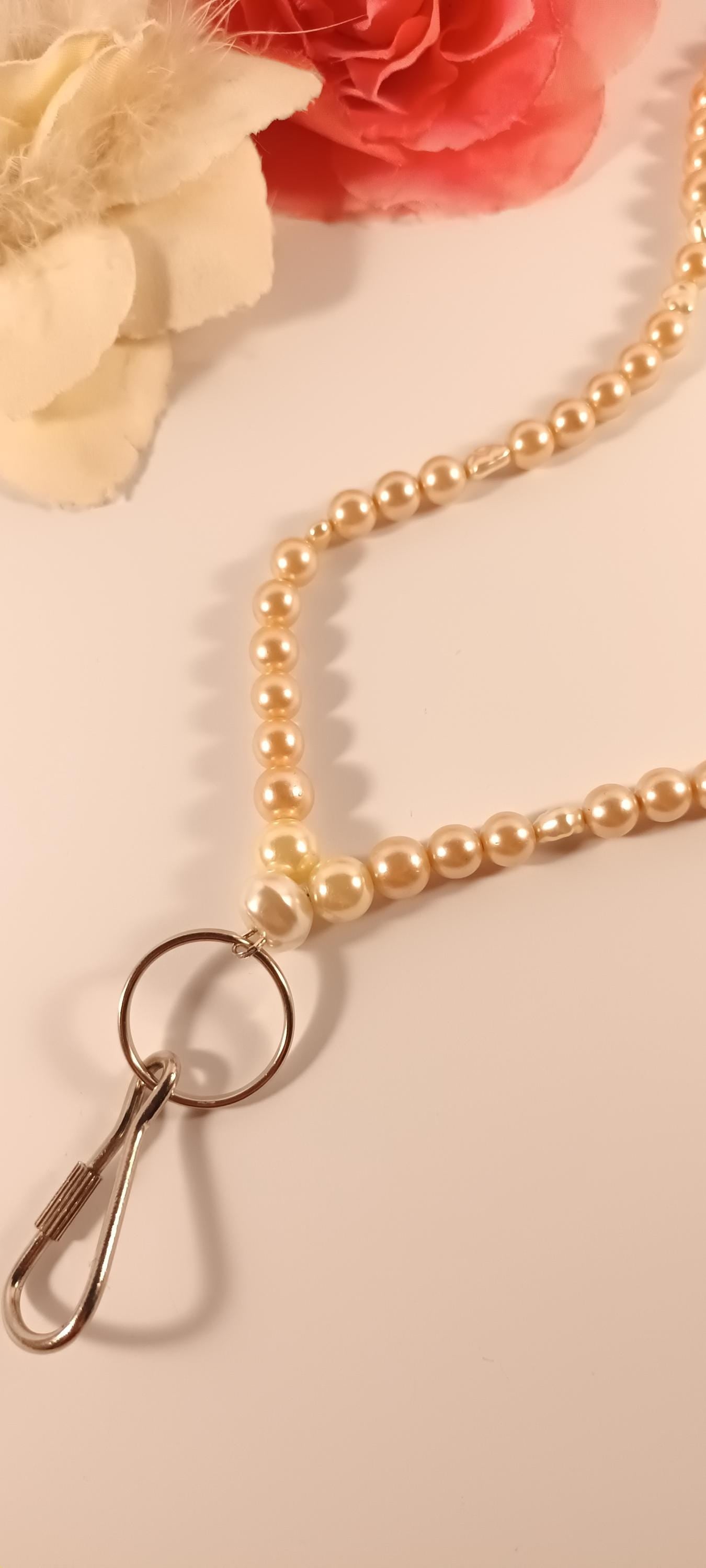 Pearly Rose Keychain
