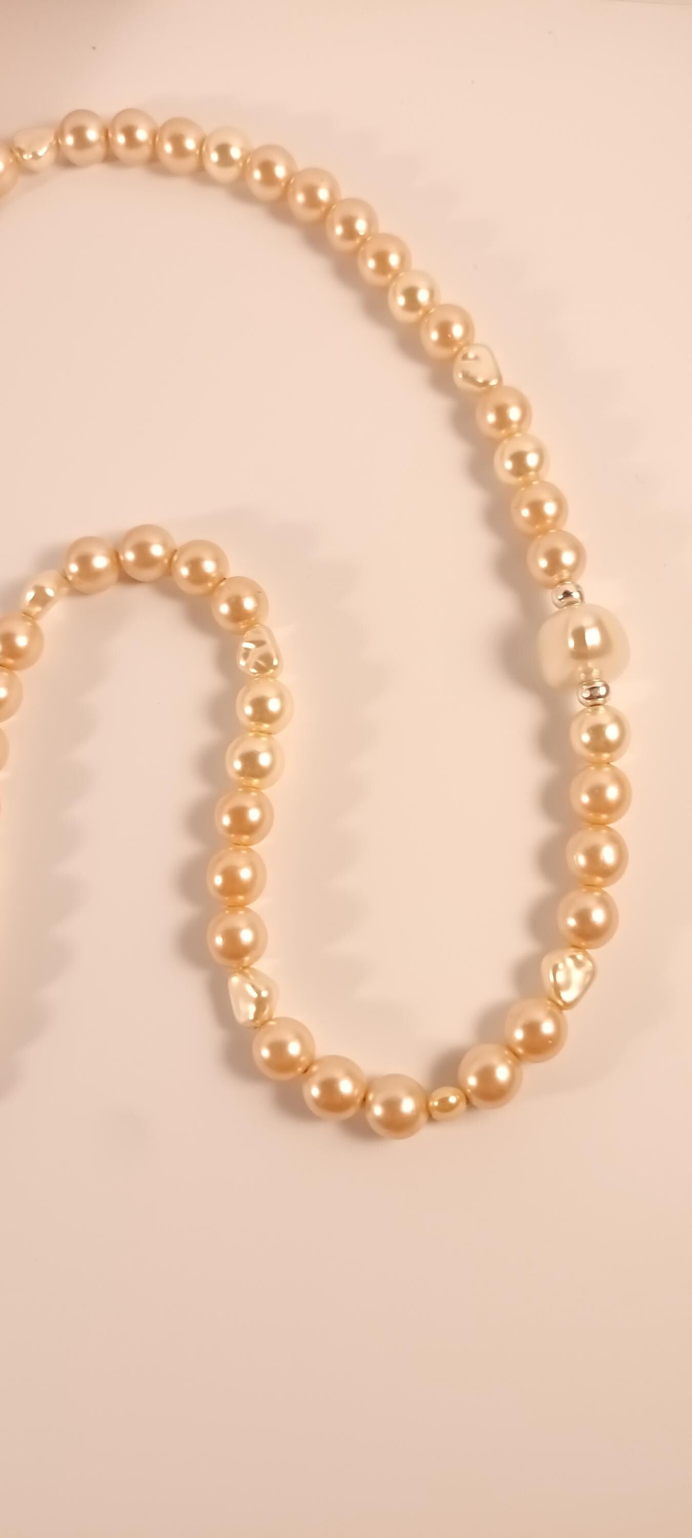 Pearly Rose Keychain